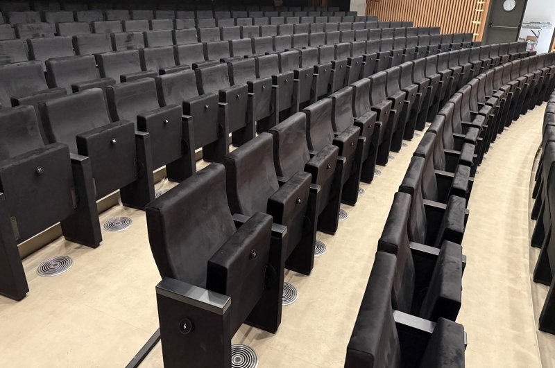 Těšínské divadlo